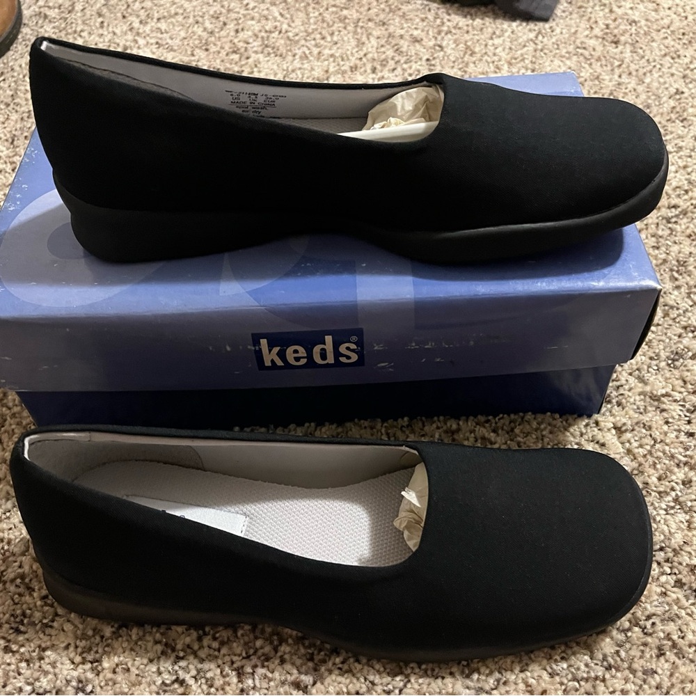 Keds Women's Black Shoes Flats Size 6 NEW - Picture 2 of 4